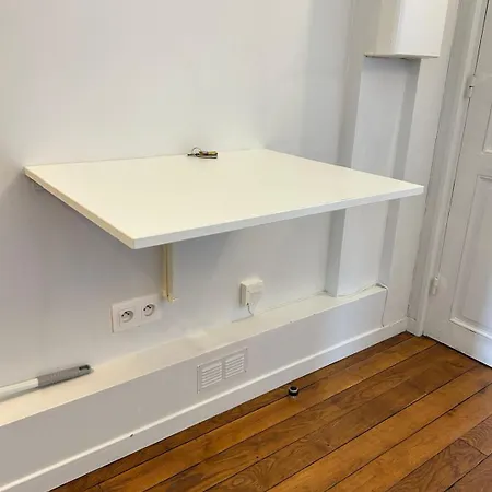 Sunshine Near Eiffel Tower 公寓